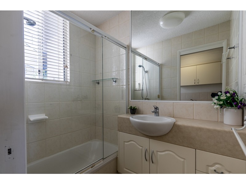 12/179 Landsborough Avenue, Scarborough QLD 4020