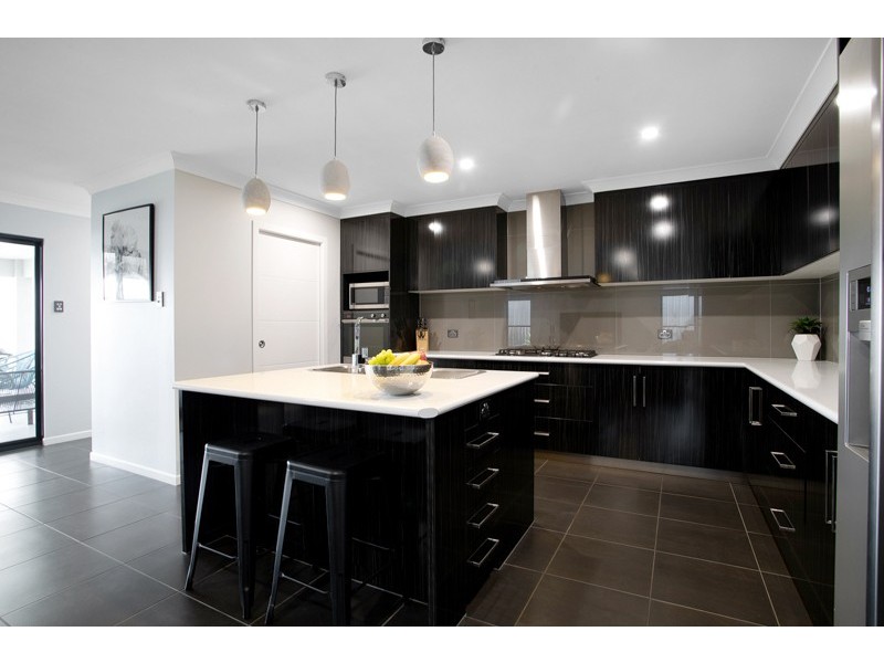 63 Hoffman Drive, Marian QLD 4753