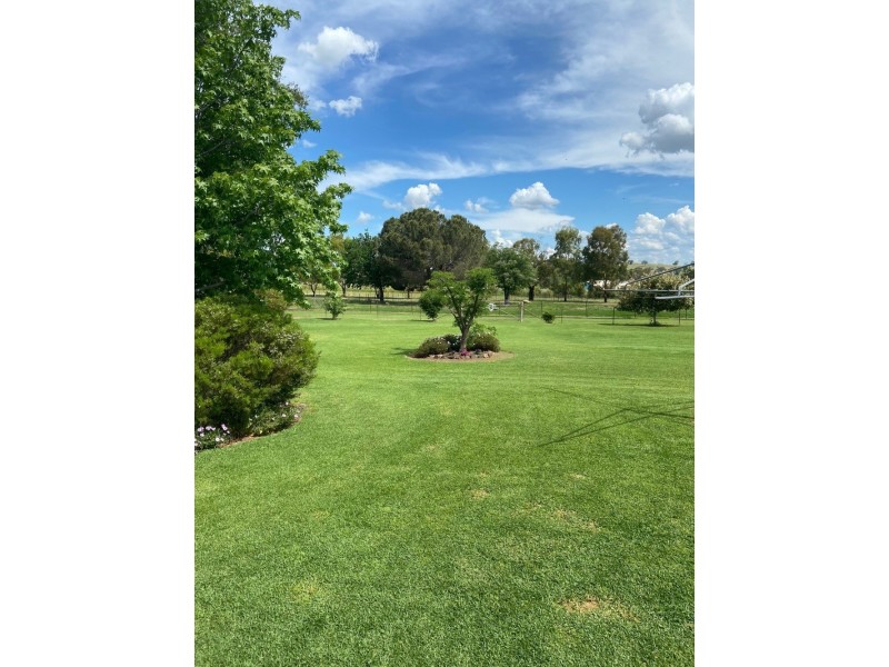 75 – 77 Belmore Street, Woodstock NSW 2793