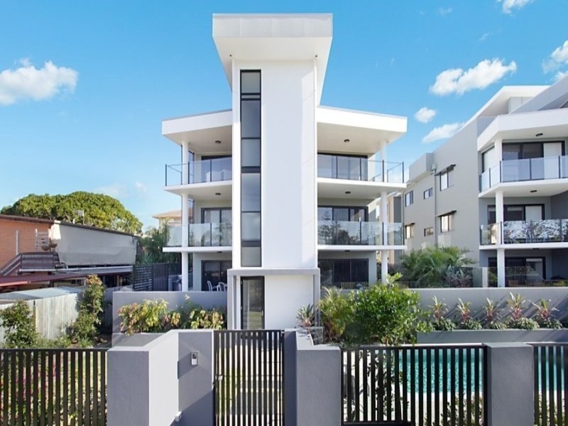 9/15-17 Bullimah Avenue, Burleigh Heads QLD 4220