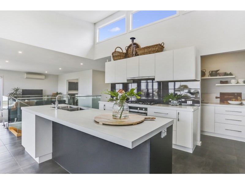 28 The Crest, Merimbula NSW 2548