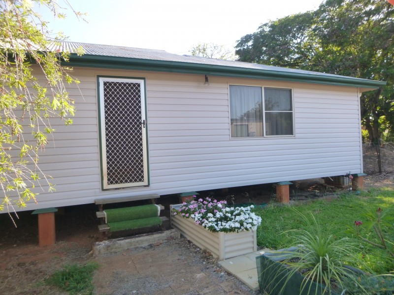3 King St, Chillagoe QLD 4871
