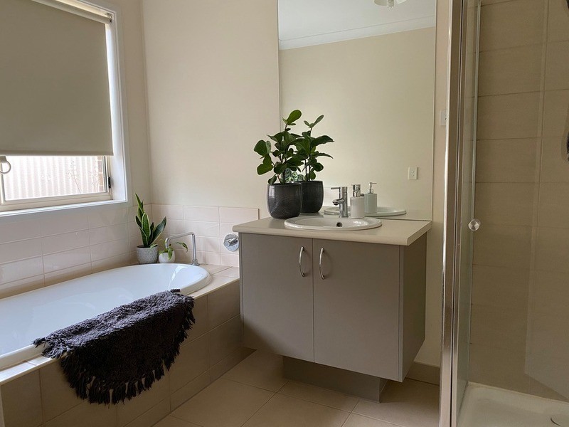 16 Scanlan Drive, Elliminyt VIC 3250