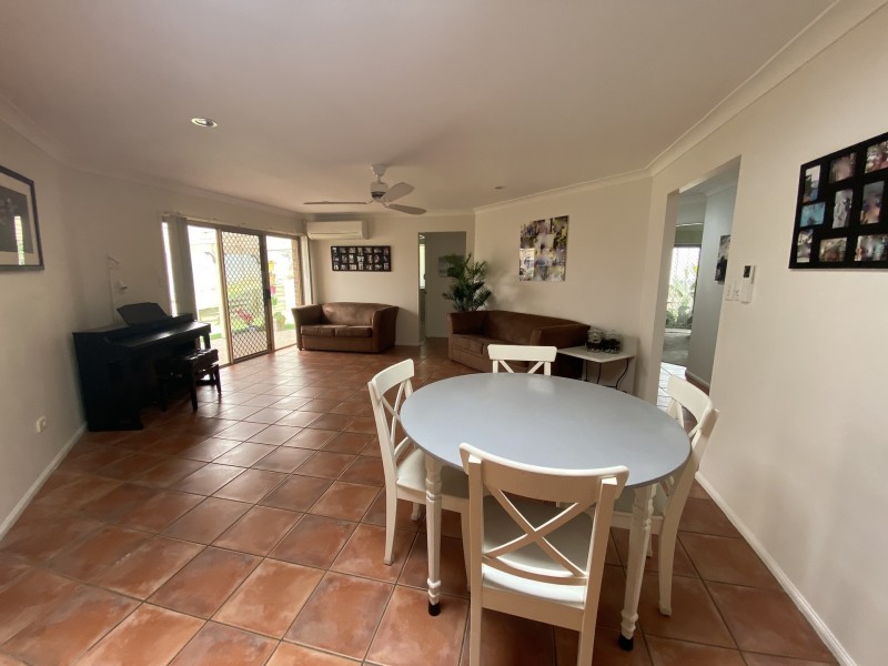 49 Paramount Circuit, Mcdowall QLD 4053