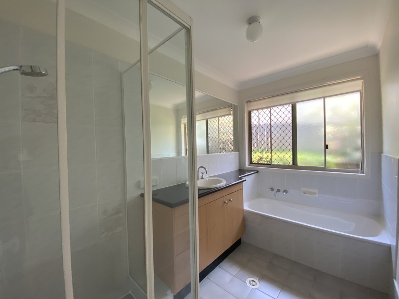 49 Paramount Circuit, Mcdowall QLD 4053