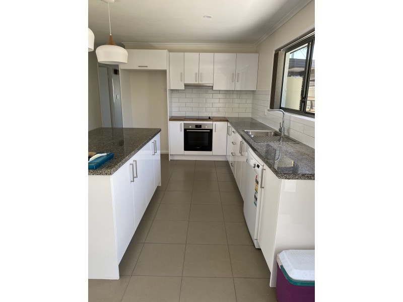 2 Jacaranda Ave, Bogangar NSW 2488