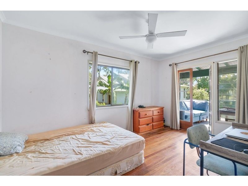 9 Edward Street, Point Arkwright QLD 4573