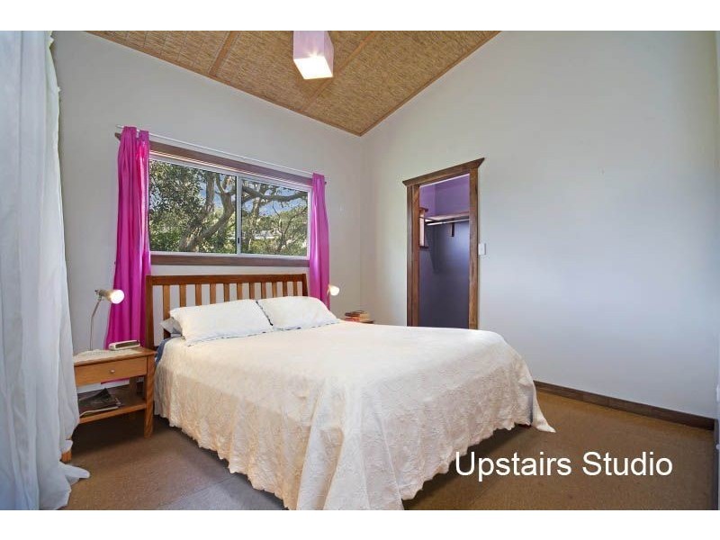 9 Edward Street, Point Arkwright QLD 4573