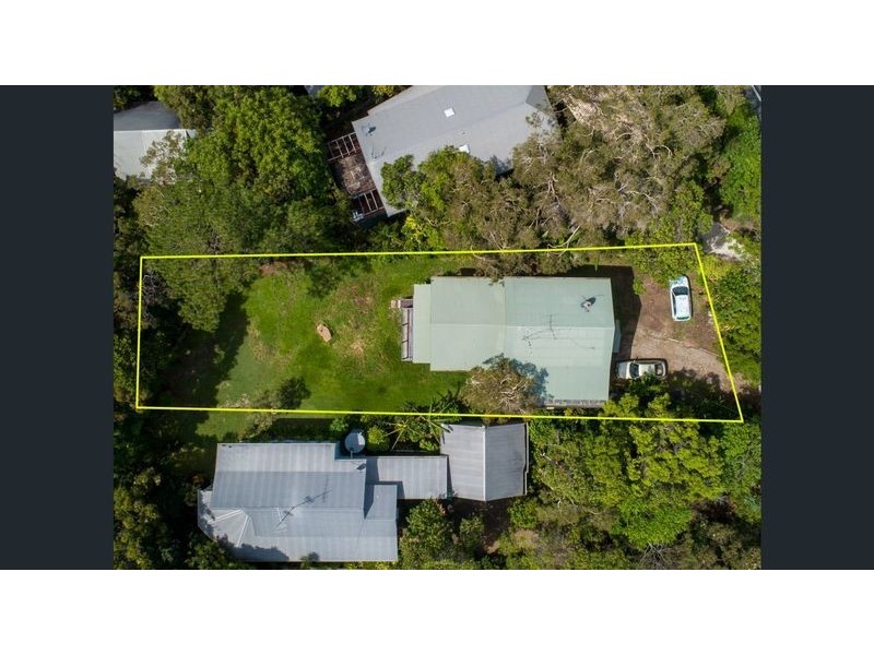 9 Edward Street, Point Arkwright QLD 4573