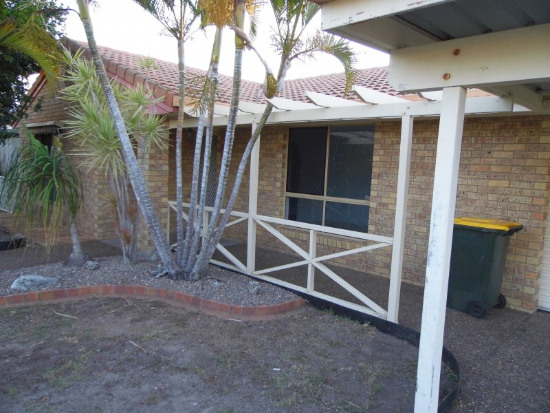 100 Murphy Street, Point Vernon QLD 4655