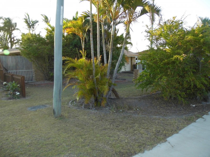 100 Murphy Street, Point Vernon QLD 4655