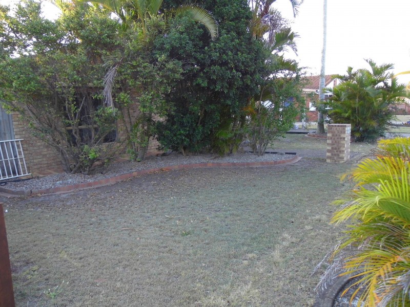 100 Murphy Street, Point Vernon QLD 4655