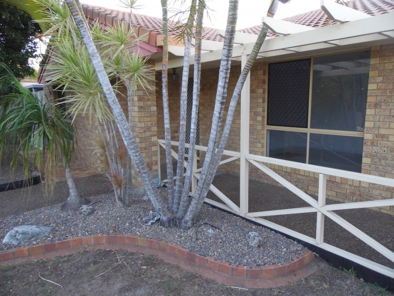 100 Murphy Street, Point Vernon QLD 4655