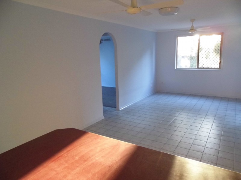 100 Murphy Street, Point Vernon QLD 4655
