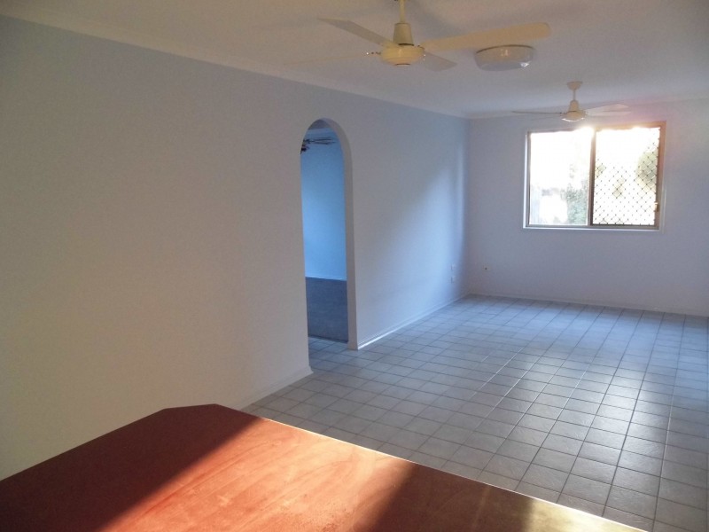 100 Murphy Street, Point Vernon QLD 4655