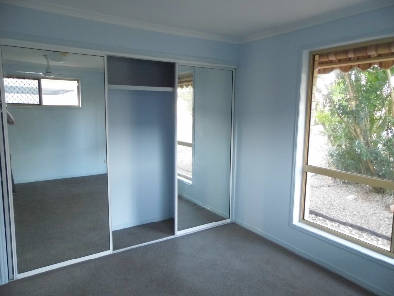 100 Murphy Street, Point Vernon QLD 4655