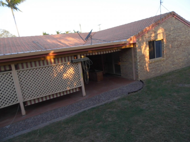 100 Murphy Street, Point Vernon QLD 4655