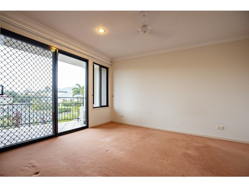 10/2 Bronberg Court, Southport QLD 4215