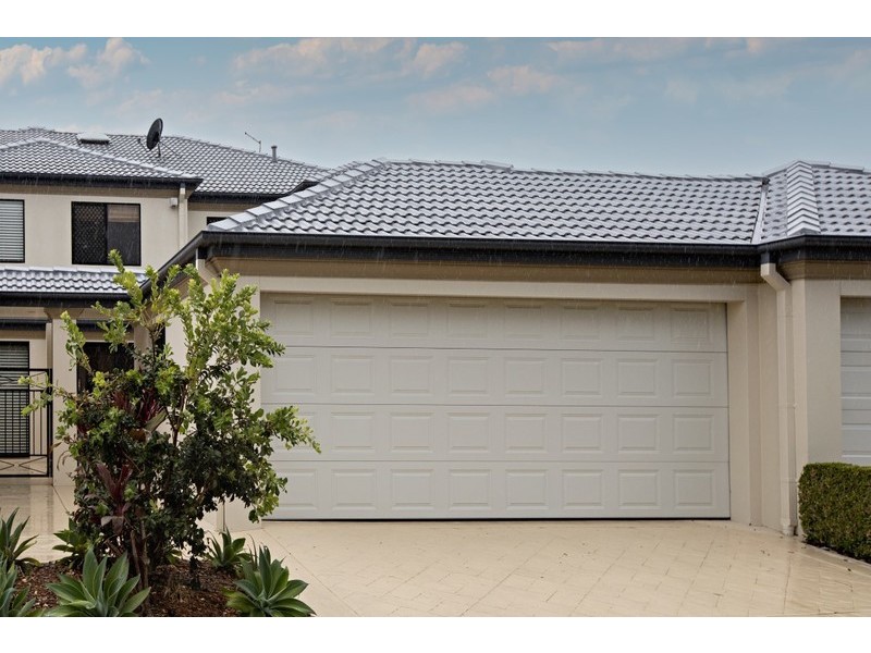 10/2 Bronberg Court, Southport QLD 4215