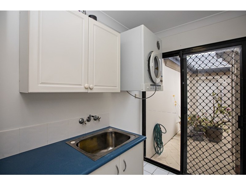 10/2 Bronberg Court, Southport QLD 4215