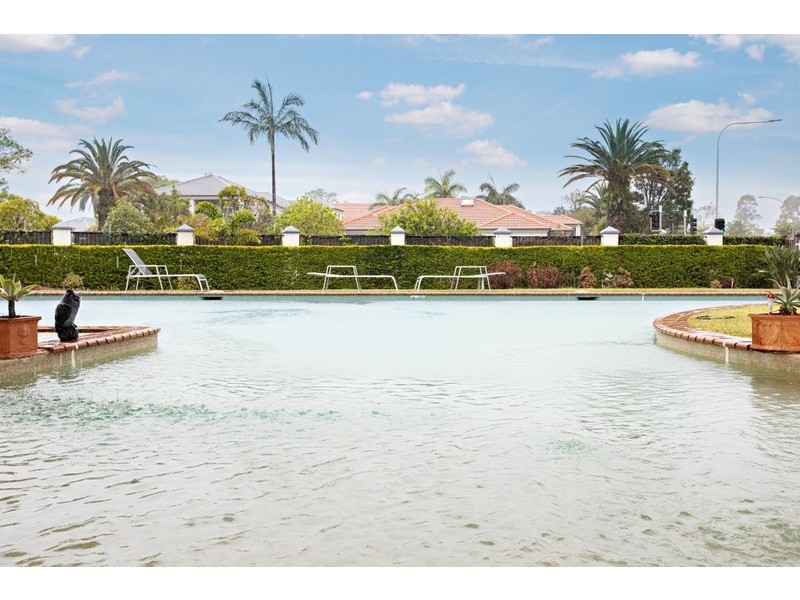 10/2 Bronberg Court, Southport QLD 4215