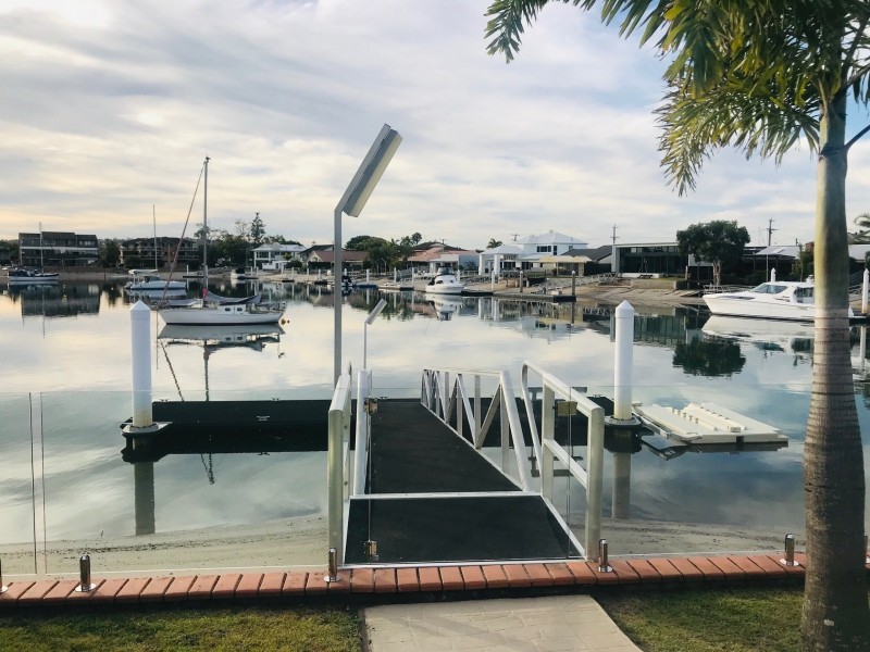 8 Carwoola Crescent, Mooloolaba QLD 4557