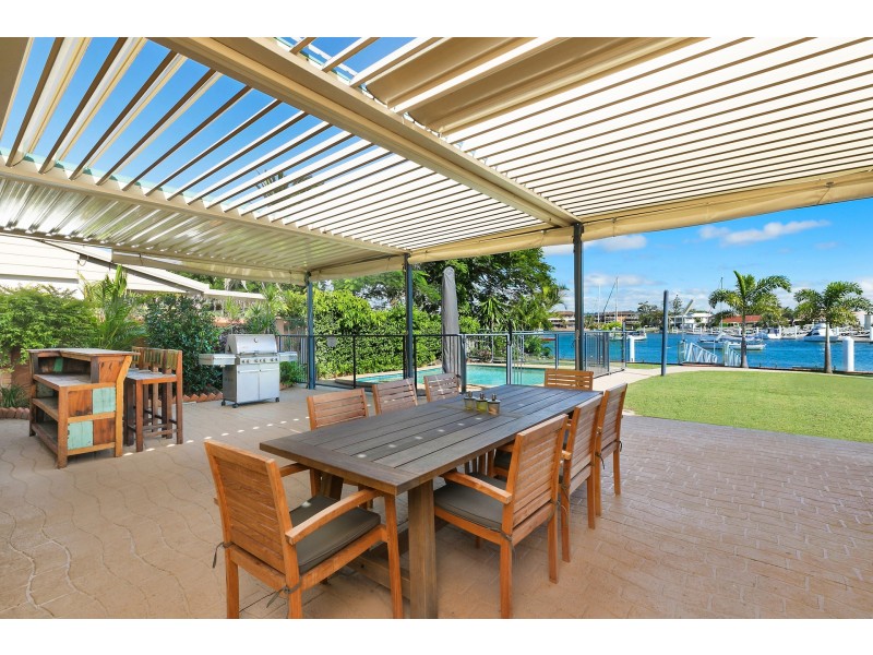 8 Carwoola Crescent, Mooloolaba QLD 4557