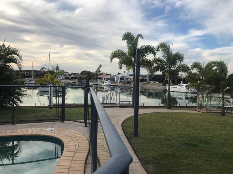 8 Carwoola Crescent, Mooloolaba QLD 4557