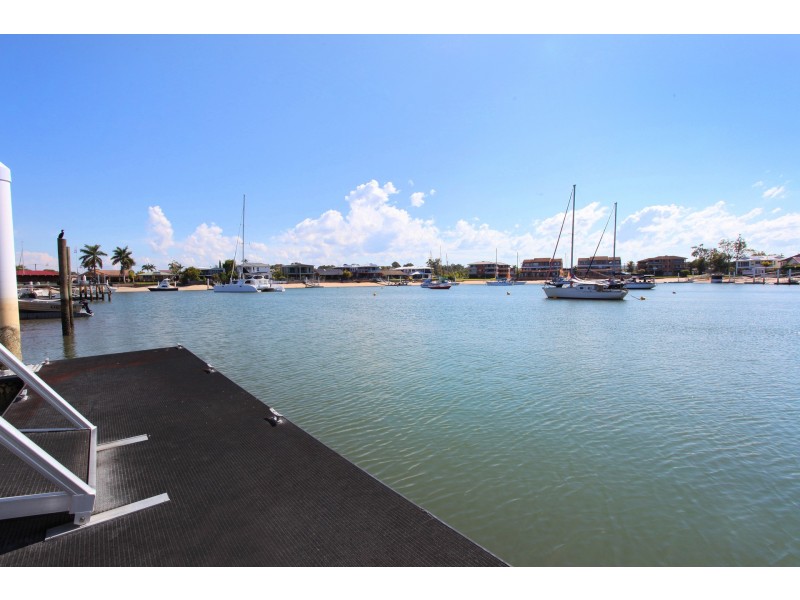 8 Carwoola Crescent, Mooloolaba QLD 4557