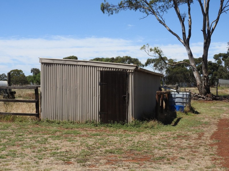 115 Agars Rd, Balliang East VIC 3340