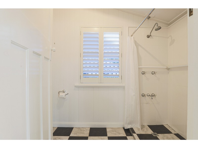 1/6 Taylor Street, West Mackay QLD 4740