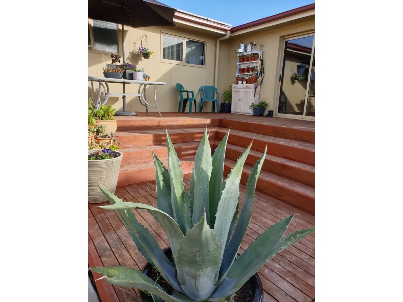 27 Adelphi Road, Claremont TAS 7011