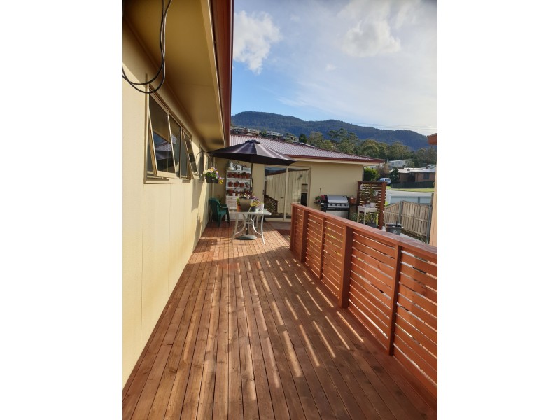 27 Adelphi Road, Claremont TAS 7011