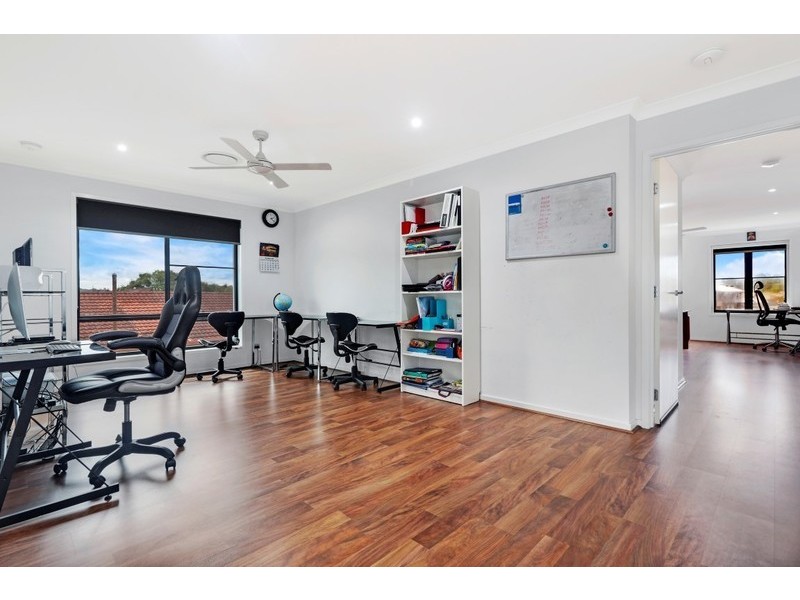 219 WECKER ROAD, Mansfield QLD 4122