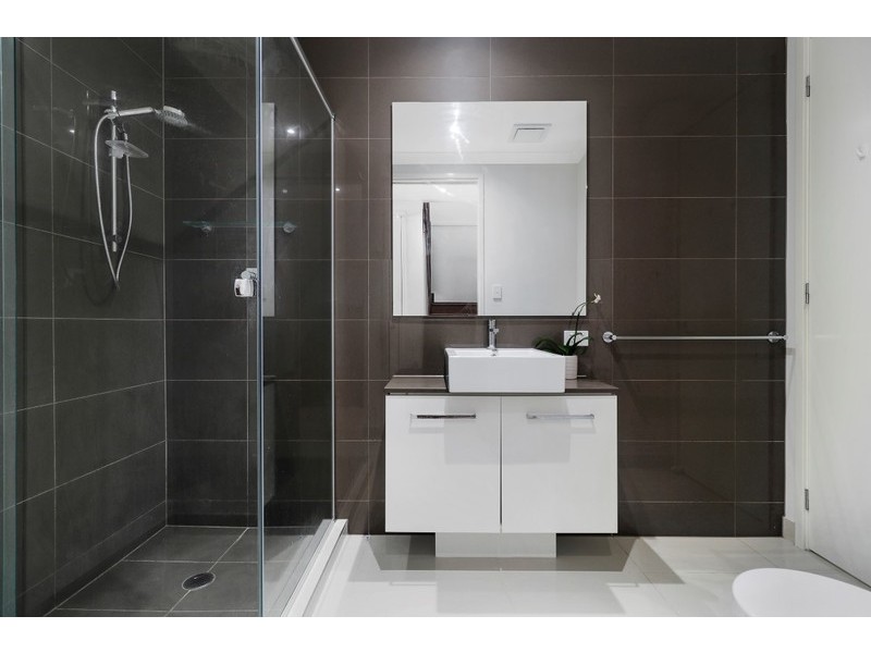 219 WECKER ROAD, Mansfield QLD 4122