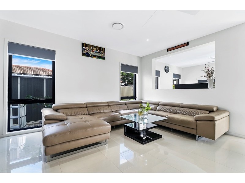 219 WECKER ROAD, Mansfield QLD 4122