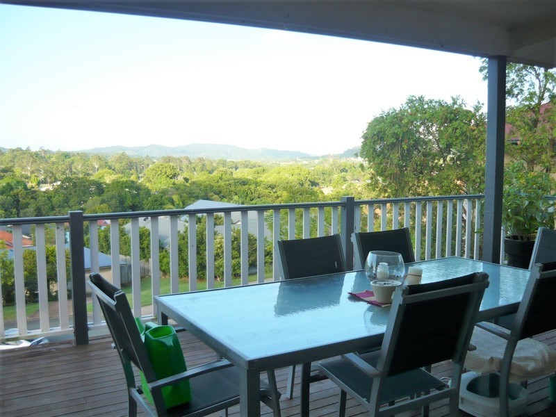 10 Dalzell Court, Burnside QLD 4560