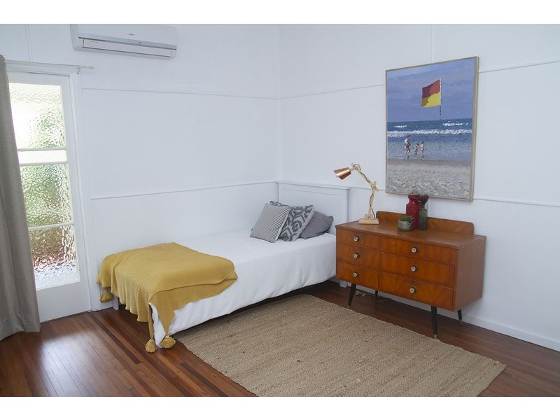 3 Bell St, Point Vernon QLD 4655