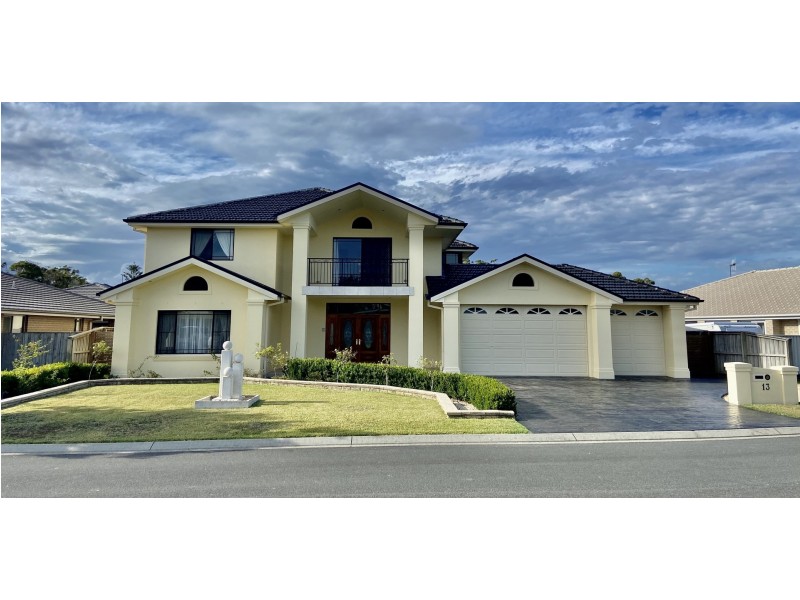 13 Lazzarini drive, Harrington NSW 2427