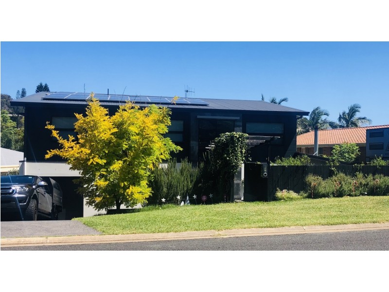 11 Ashdown Drive, Port Macquarie NSW 2444