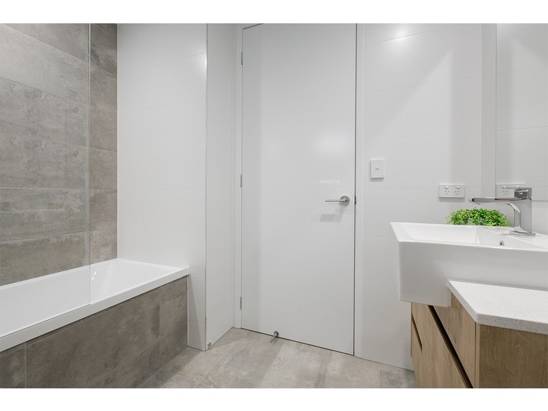 Yeerongpilly QLD 4105