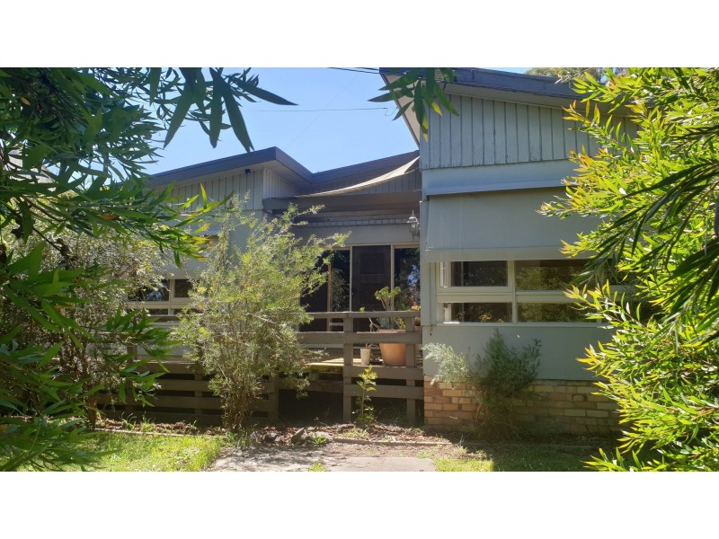 23 Lightfoot Avenue, Mount Pleasant VIC 3350