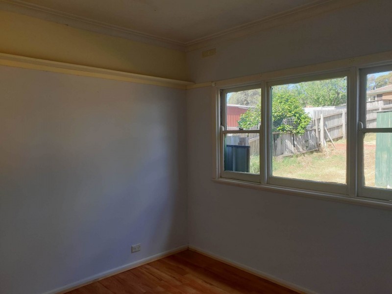 23 Lightfoot Avenue, Mount Pleasant VIC 3350