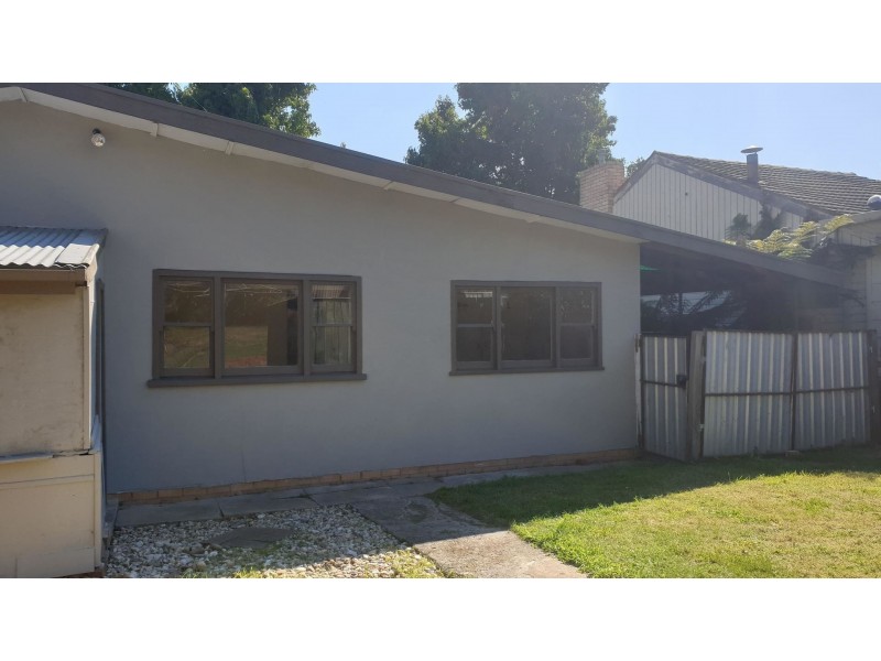 23 Lightfoot Avenue, Mount Pleasant VIC 3350