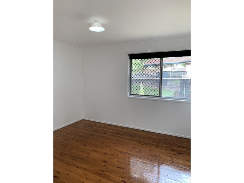 3 Weinholt Cres, Gailes QLD 4300