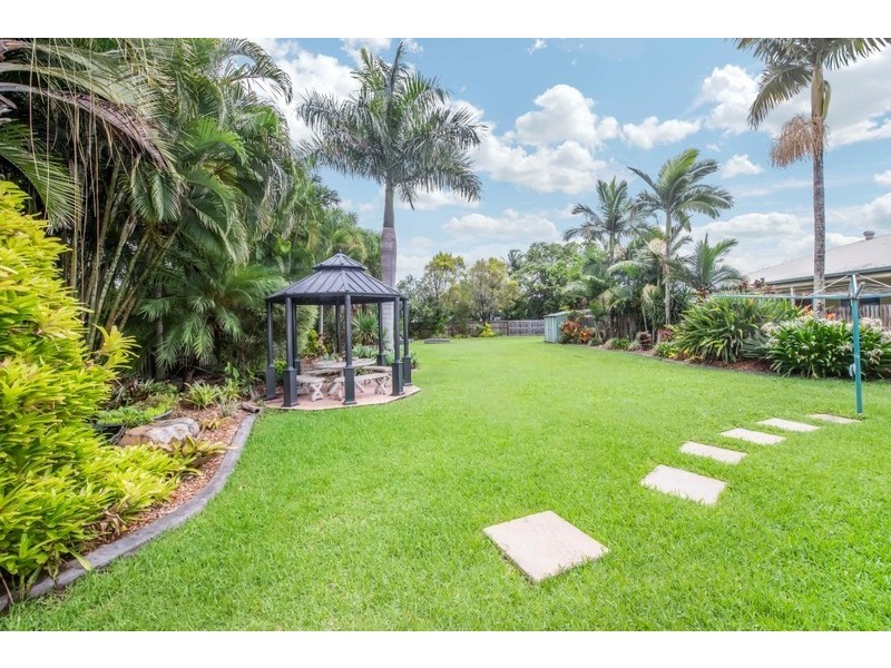 8 Blackmur Street, Marian QLD 4753