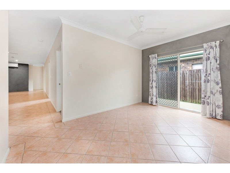 8 Blackmur Street, Marian QLD 4753