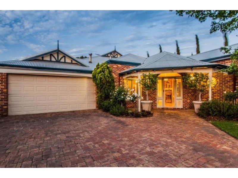 82 Egham Road, Lathlain WA 6100