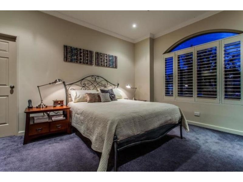 82 Egham Road, Lathlain WA 6100