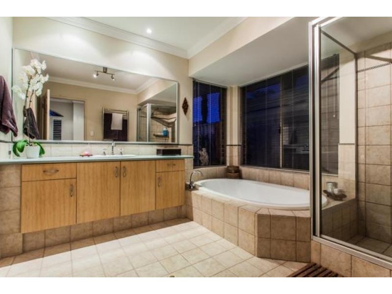 82 Egham Road, Lathlain WA 6100